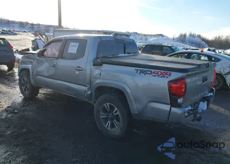 2018 Toyota Tacoma Trd Sport z USA, uszkodzony, nr VIN 5TFCZ5AN7JX129792